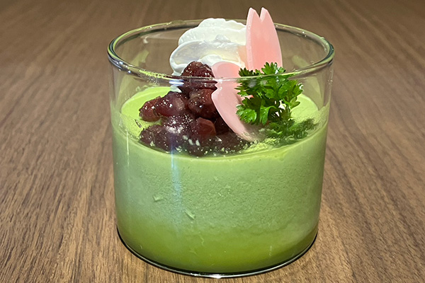 桜舞う濃厚抹茶ぷりん